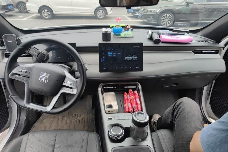 Used BYD Qin PLUS  Center Console