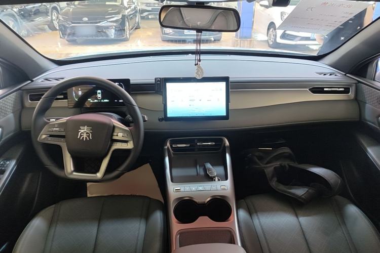 Used BYD Qin PLUS  Center Console