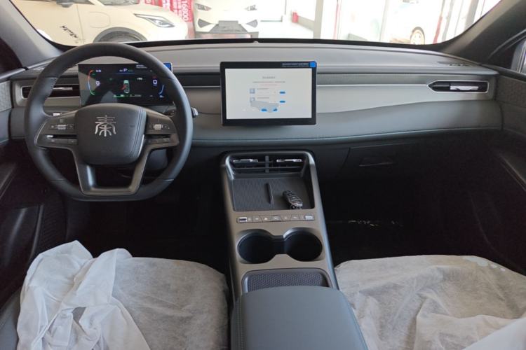Used BYD Qin PLUS  Center Console