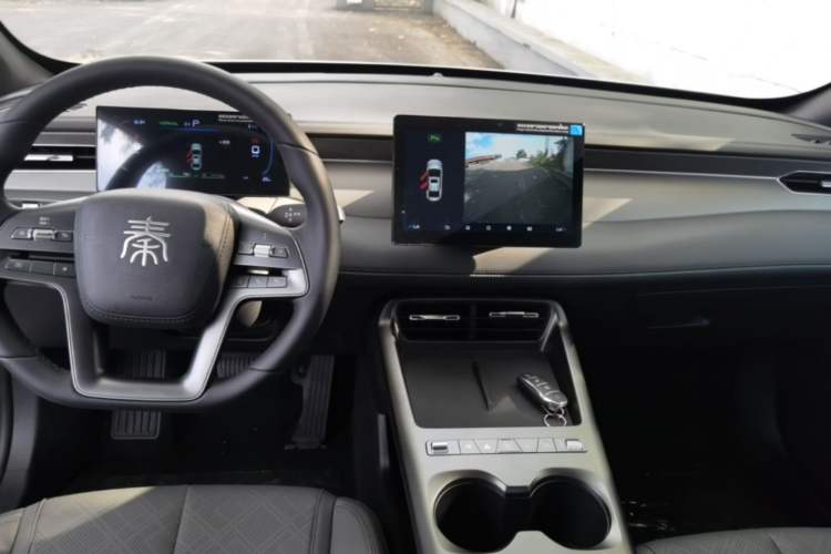 Used BYD Qin PLUS  Center Console