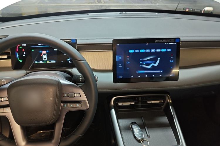Used BYD Qin PLUS  Center Console