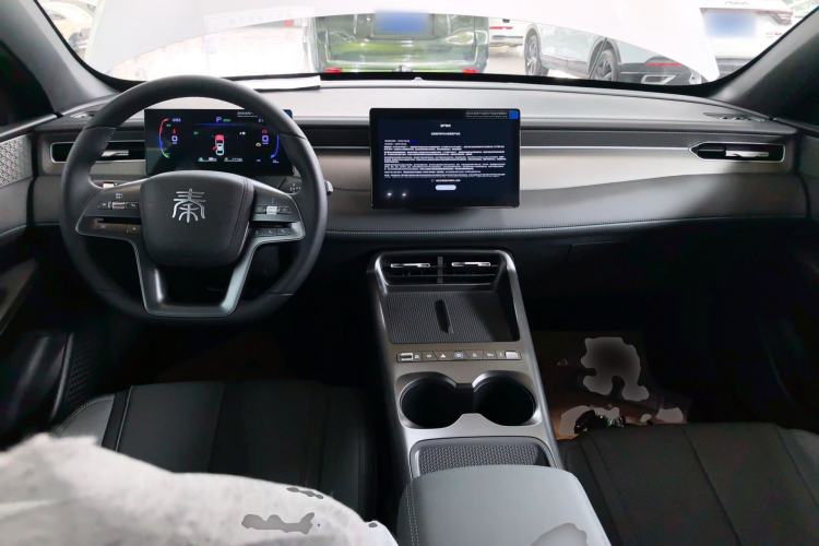 Used BYD Qin PLUS  Center Console