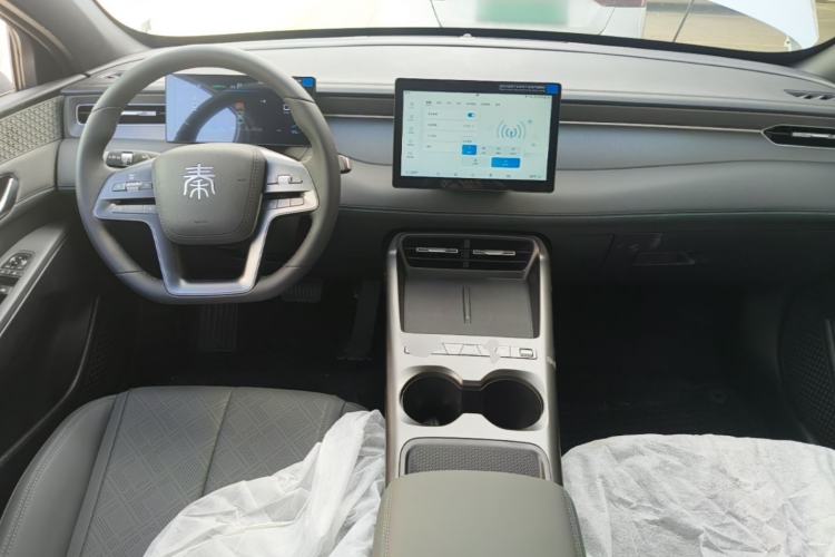 Used BYD Qin PLUS  Center Console