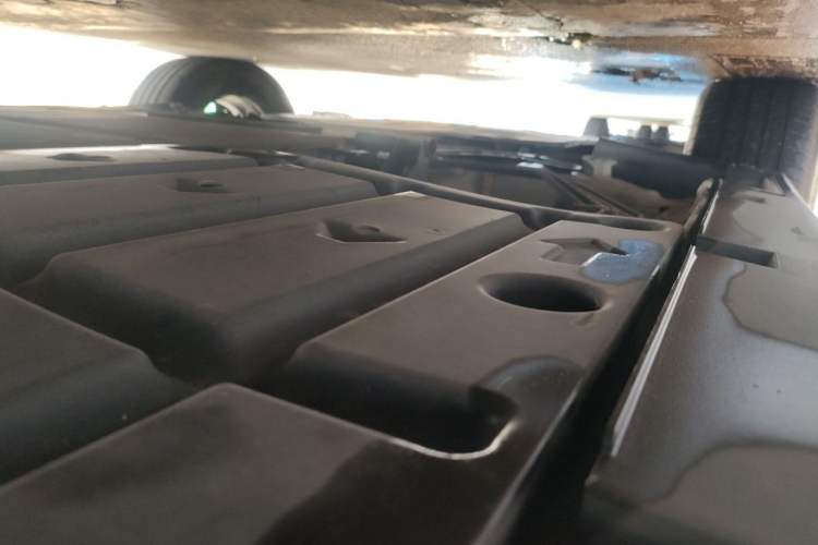 Used BYD Qin PLUS 2025 DM-i Smart Drive 55KM Leading Model Chassis Front Left