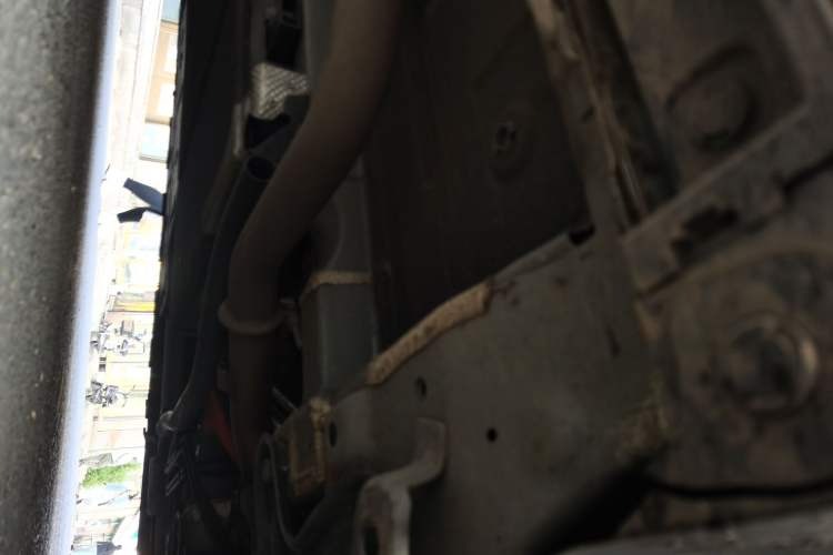 Used BYD Qin PLUS 2025 DM-i Smart Drive 55KM Leading Model Chassis Front Right
