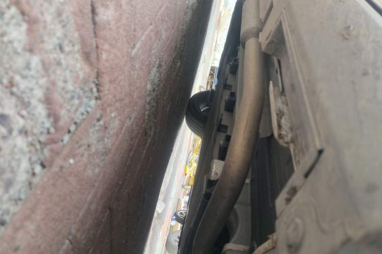 Used BYD Qin PLUS 2025 DM-i Smart Drive 55KM Leading Model Chassis Front Right