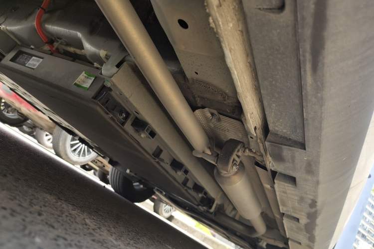 Used BYD Qin PLUS 2025 DM-i Smart Drive 55KM Leading Model Chassis Rear Right