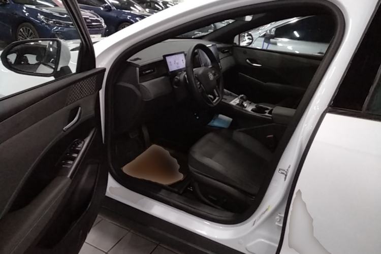 Used BYD Qin PLUS 2025 DM-i Smart Drive 120KM Superior Model Driver Seat