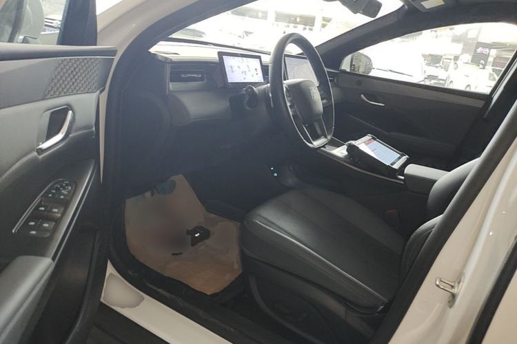 Used BYD Qin PLUS 2025 DM-i Smart Drive 120KM Superior Model Driver Seat