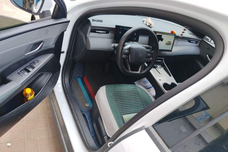 Used BYD Qin PLUS  Driver Seat