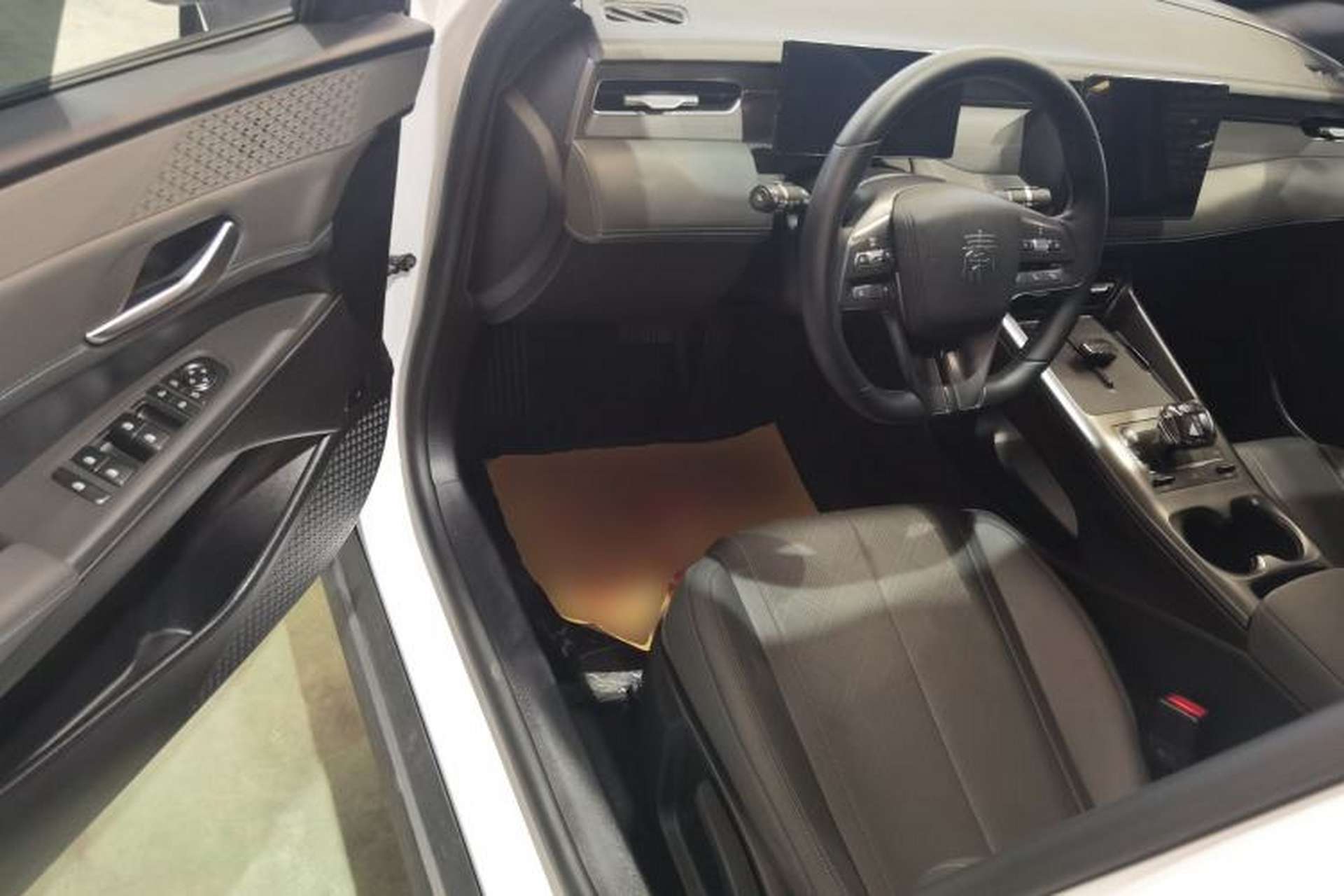 Used BYD Qin PLUS 2025 DM-i Smart Drive 55KM Leading Model Driver Seat