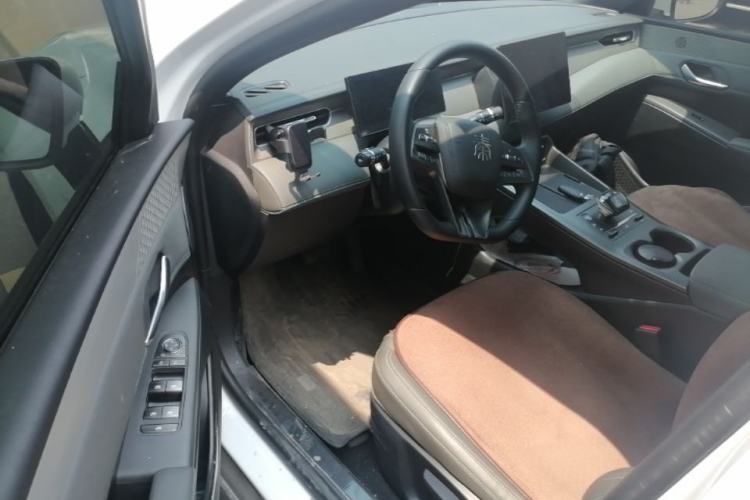 Used BYD Qin PLUS 2025 DM-i Smart Drive 55KM Leading Model Driver Seat