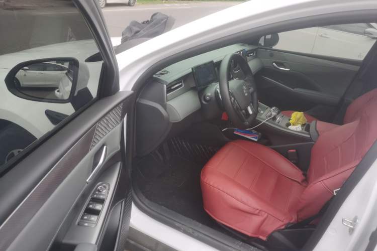 Used BYD Qin PLUS 2025 DM-i Smart Drive 120KM Superior Model Driver Seat