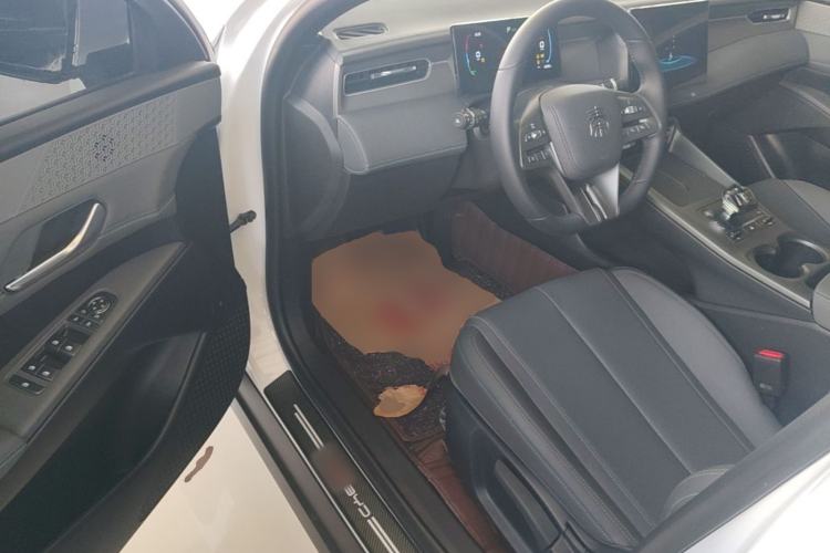 Used BYD Qin PLUS 2025 DM-i Smart Drive 55KM Leading Model Driver Seat