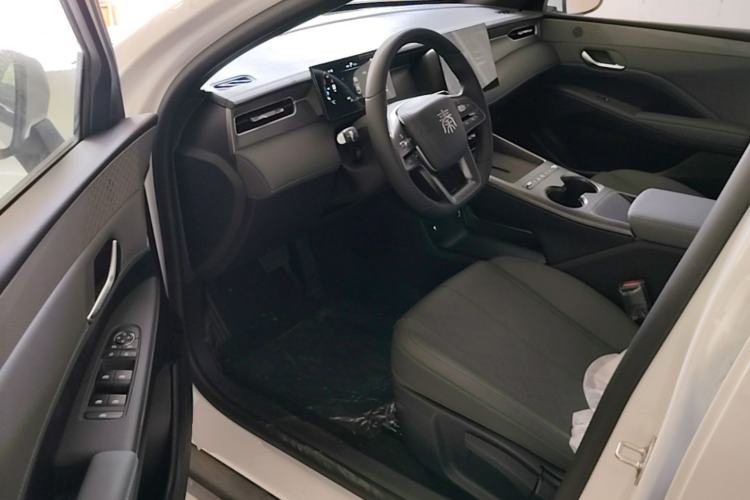 Used BYD Qin PLUS  Driver Seat