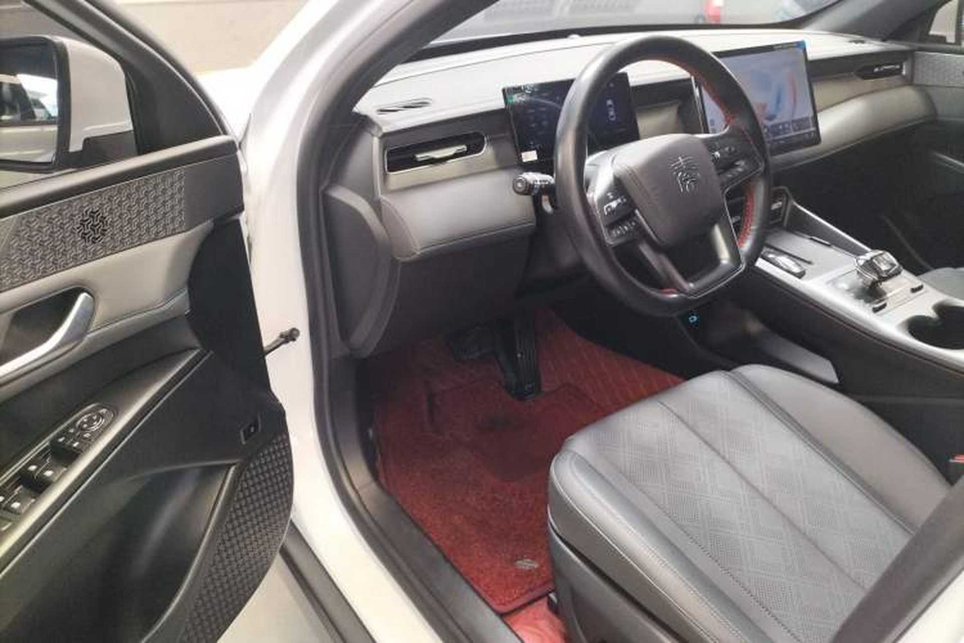 Used BYD Qin PLUS 2025 DM-i Smart Drive 55KM Beyond Model Driver Seat