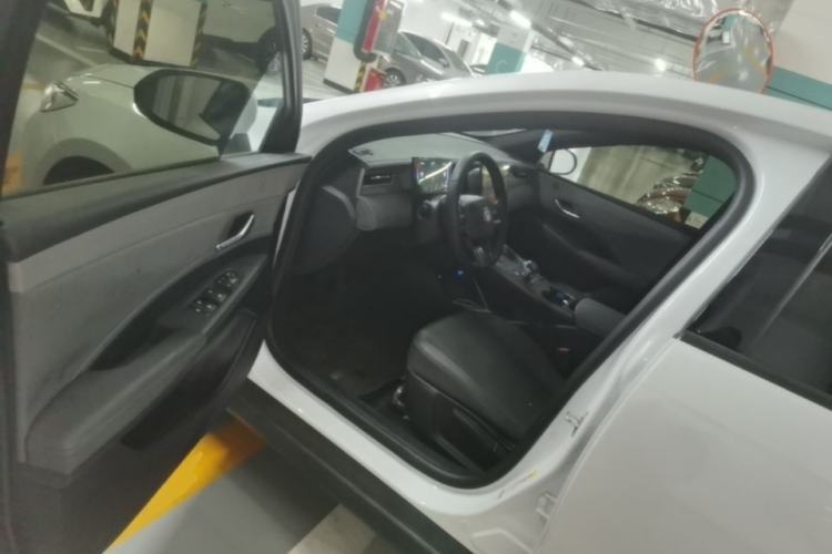 Used BYD Qin PLUS 2025 DM-i Smart Drive 55KM Leading Model Driver Seat