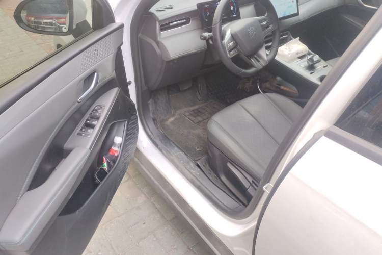 Used BYD Qin PLUS 2025 DM-i Smart Drive 55KM Leading Model Driver Seat