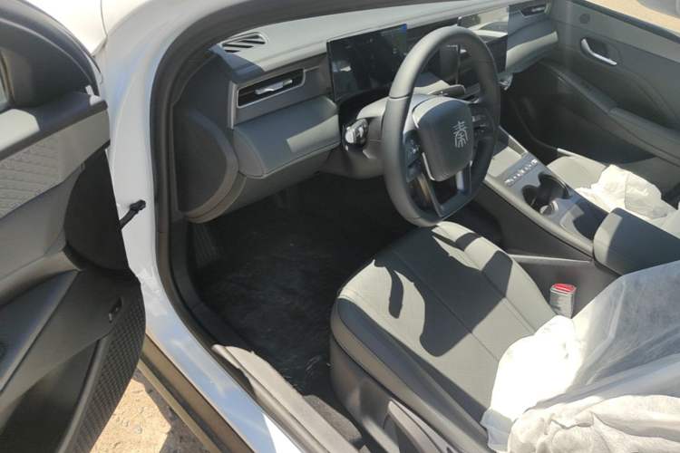 Used BYD Qin PLUS  Driver Seat