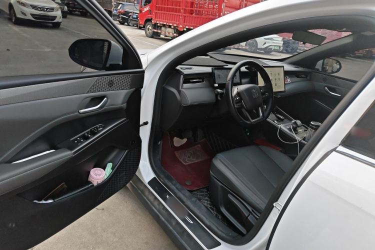 Used BYD Qin PLUS 2025 EV Smart Drive Edition 510KM Leading Model Driver Seat