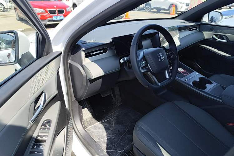 Used BYD Qin PLUS  Driver Seat