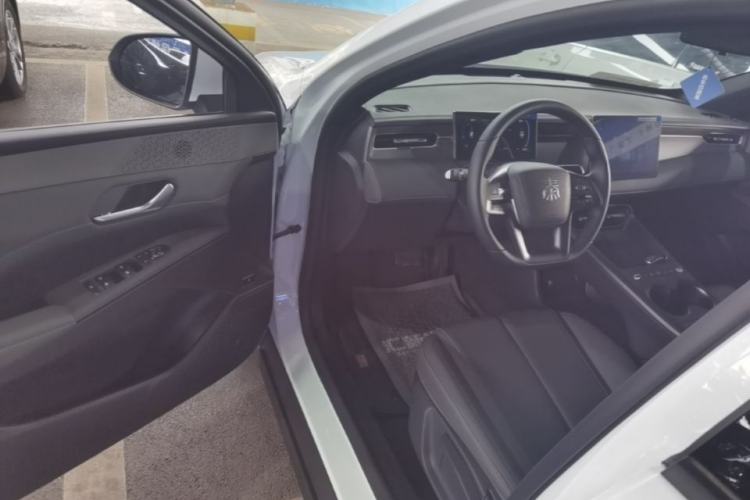 Used BYD Qin PLUS  Driver Seat