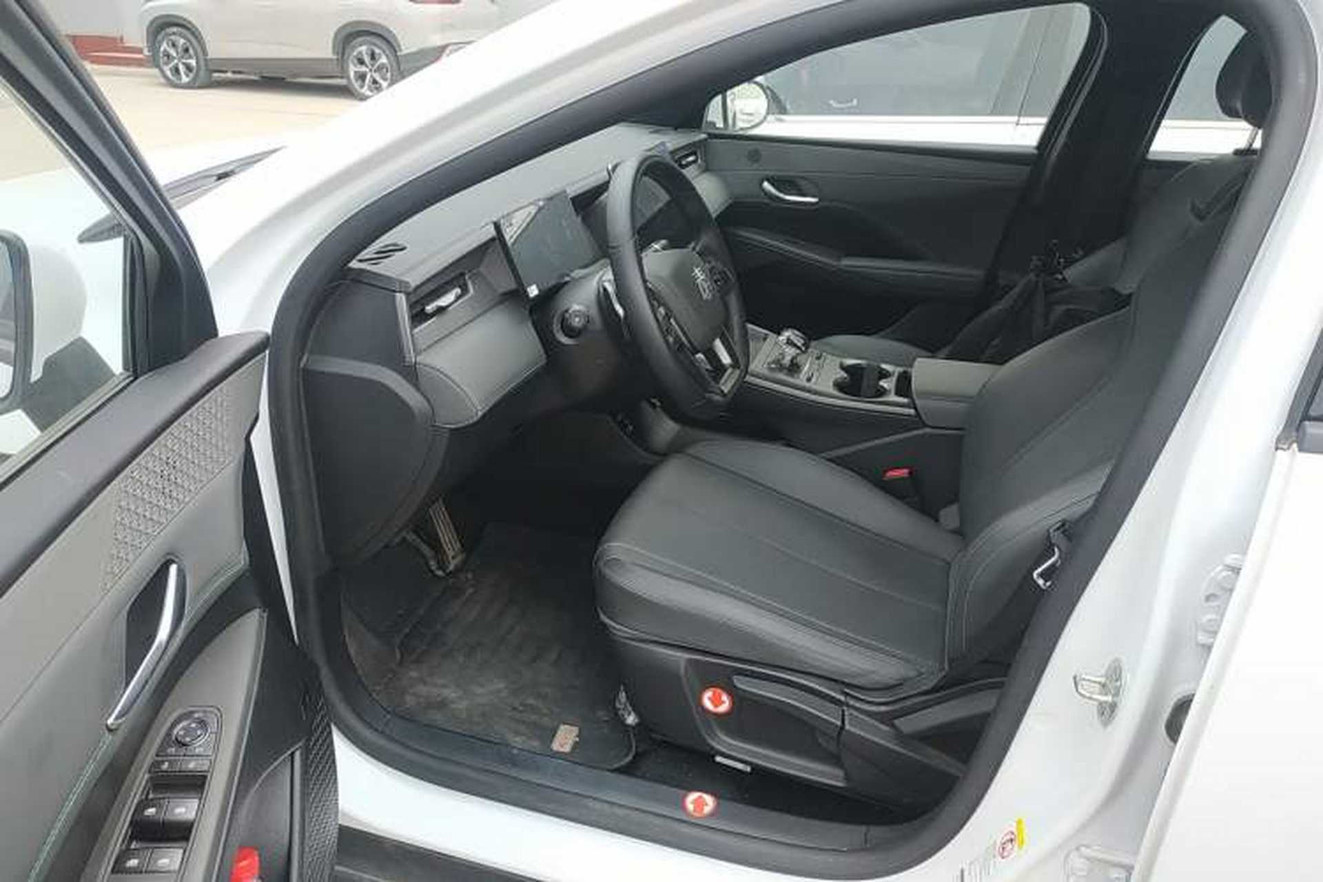 Used BYD Qin PLUS 2025 EV Smart Drive Edition 420KM Leading Model Driver Seat