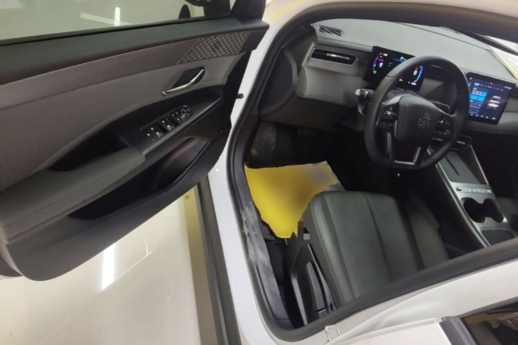 Used BYD Qin PLUS  Driver Seat