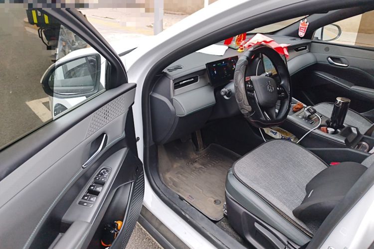 Used BYD Qin PLUS 2025 DM-i Smart Drive 55KM Leading Model Driver Seat