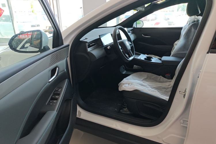 Used BYD Qin PLUS  Driver Seat
