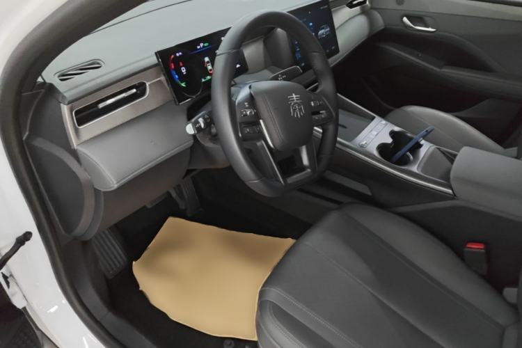 Used BYD Qin PLUS  Driver Seat