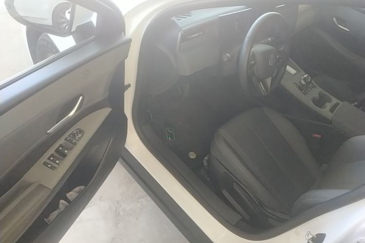Used BYD Qin PLUS 2025 DM-i Smart Drive 55KM Leading Model Driver Seat