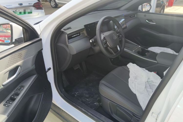 Used BYD Qin PLUS  Driver Seat