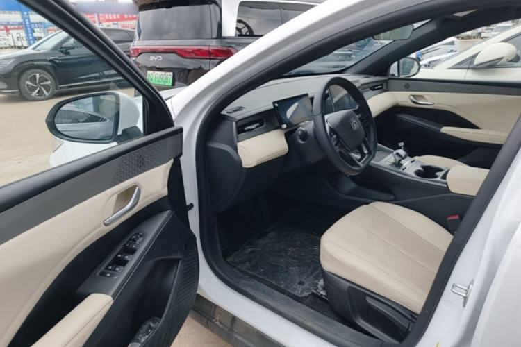 Used BYD Qin PLUS 2025 EV Smart Drive Edition 420KM Leading Model Driver Seat