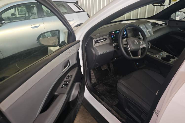 Used BYD Qin PLUS  Driver Seat