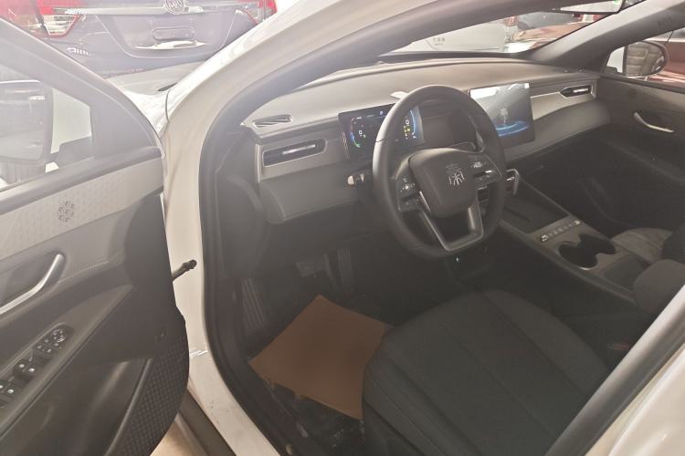 Used BYD Qin PLUS  Driver Seat