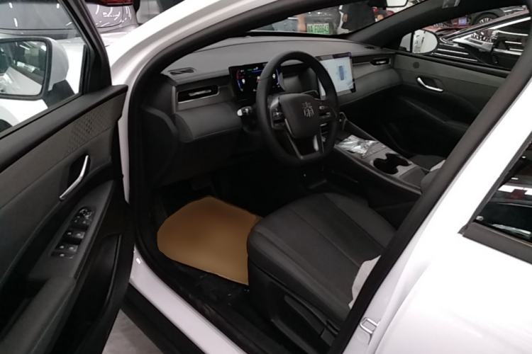 Used BYD Qin PLUS  Driver Seat