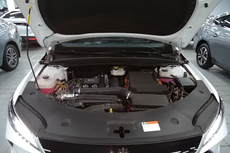 Used BYD Qin PLUS 2025 DM-i Smart Drive 120KM Superior Model Engine Bay