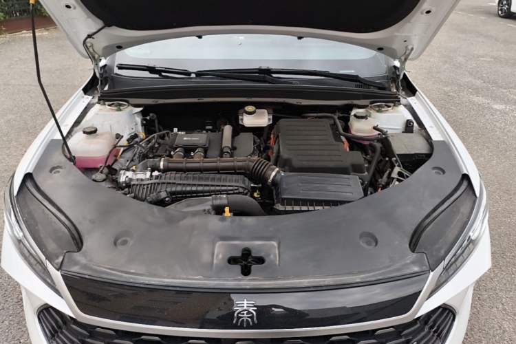Used BYD Qin PLUS 2025 DM-i Smart Drive 55KM Leading Model Engine Bay