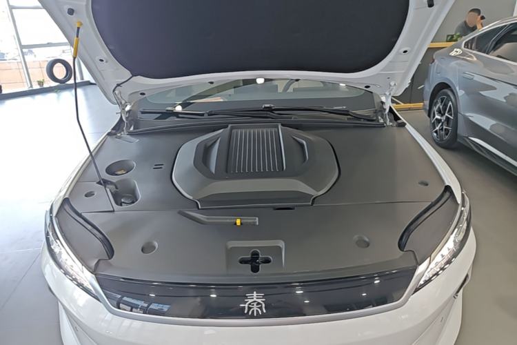 Used BYD Qin PLUS 2025 EV Smart Drive Edition 510KM Leading Model Engine Bay