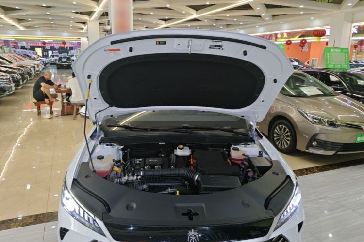 Used BYD Qin PLUS 2025 DM-i Smart Drive 55KM Leading Model Engine Bay