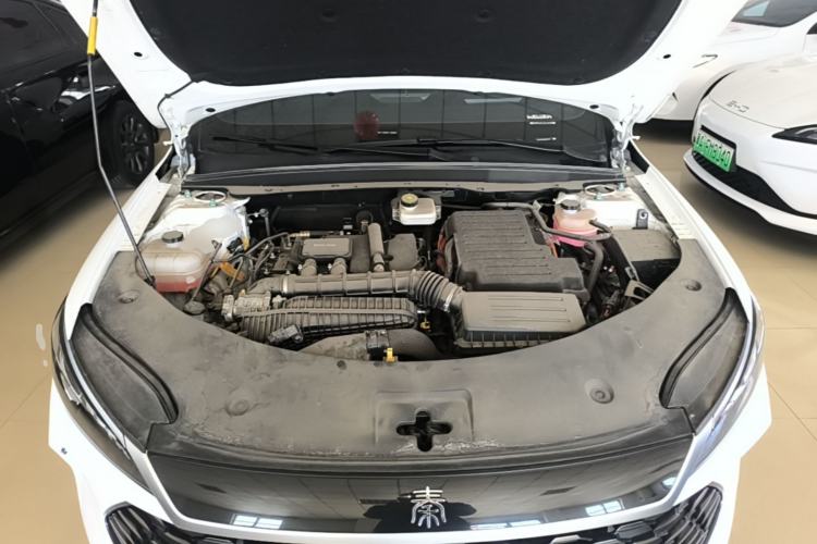 Used BYD Qin PLUS 2025 DM-i Smart Drive 55KM Leading Model Engine Bay
