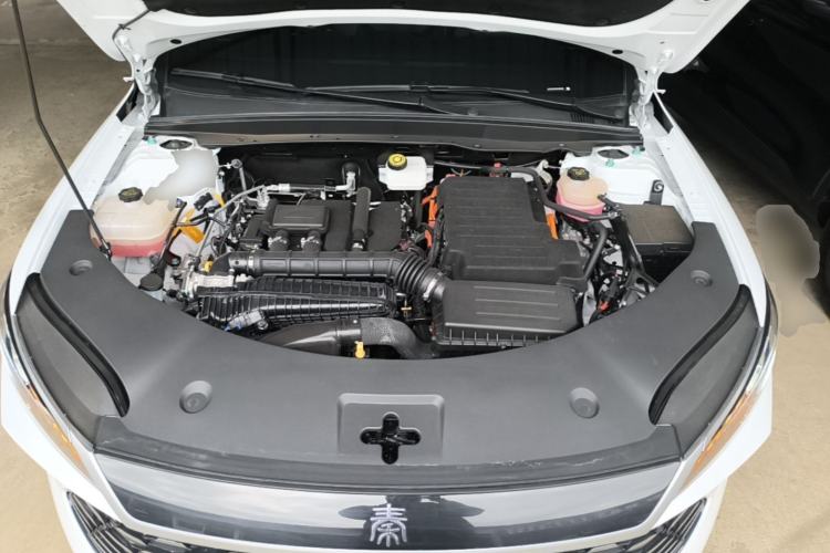 Used BYD Qin PLUS 2025 DM-i Smart Drive 55KM Leading Model Engine Bay