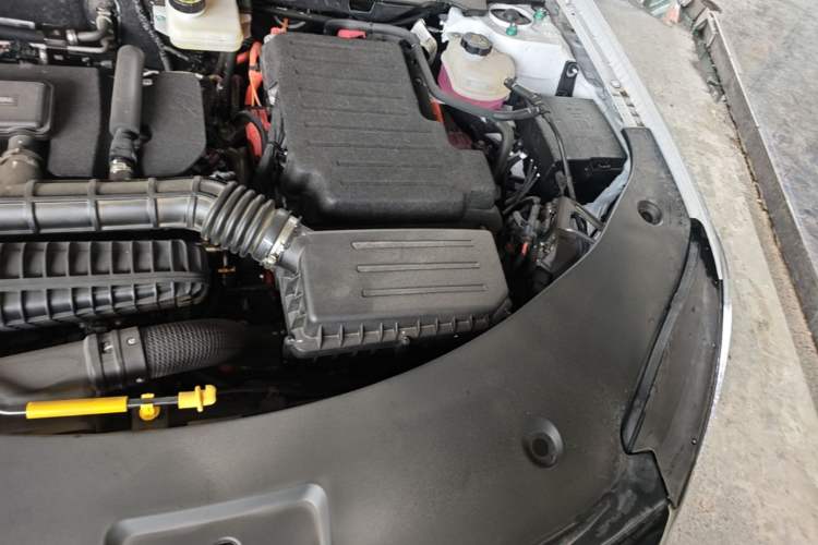 Used BYD Qin PLUS 2025 DM-i Smart Drive 55KM Leading Model Engine Bay Left