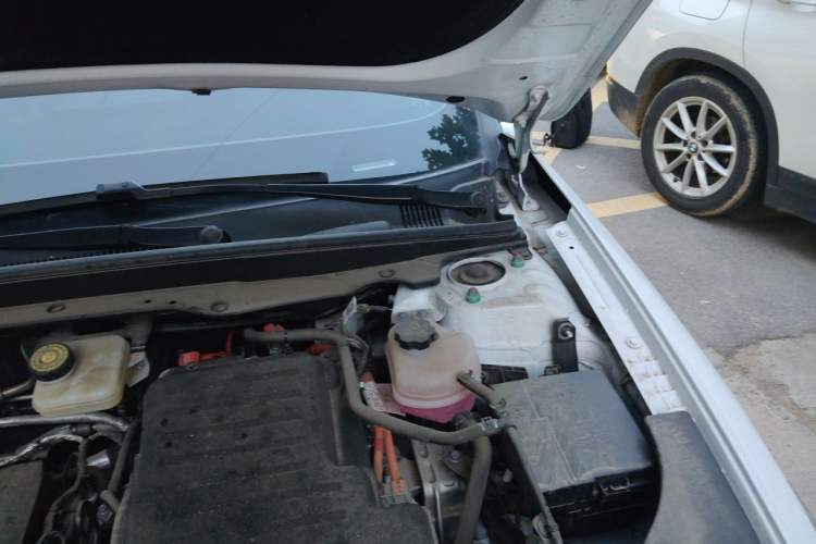 Used BYD Qin PLUS 2025 DM-i Smart Drive 55KM Leading Model Engine Bay Left