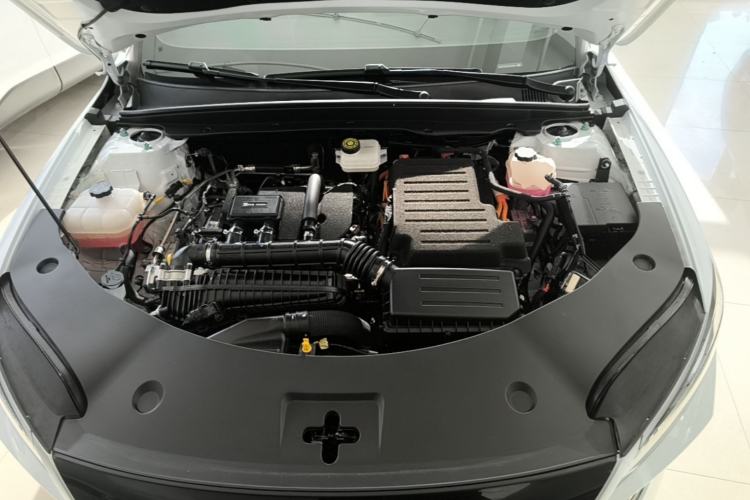 Used BYD Qin PLUS 2025 DM-i Smart Drive 55KM Leading Model Engine Bay
