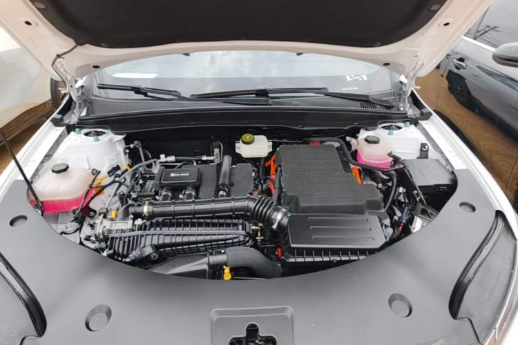 Used BYD Qin PLUS 2025 DM-i Smart Drive 55KM Leading Model Engine Bay