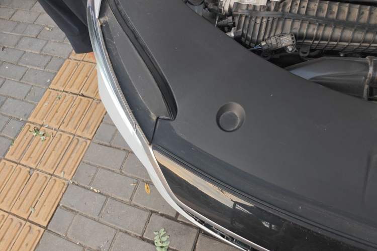 Used BYD Qin PLUS 2025 DM-i Smart Drive 120KM Superior Model Engine Bay Right