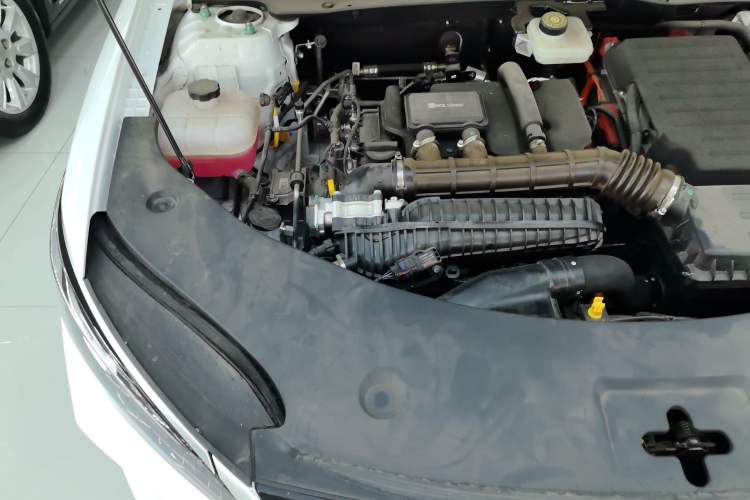 Used BYD Qin PLUS 2025 DM-i Smart Drive 55KM Leading Model Engine Bay Right