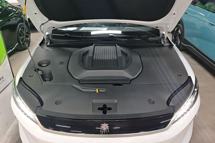 Used BYD Qin PLUS 2025 EV Smart Drive Version 510KM Beyond Model Engine Bay